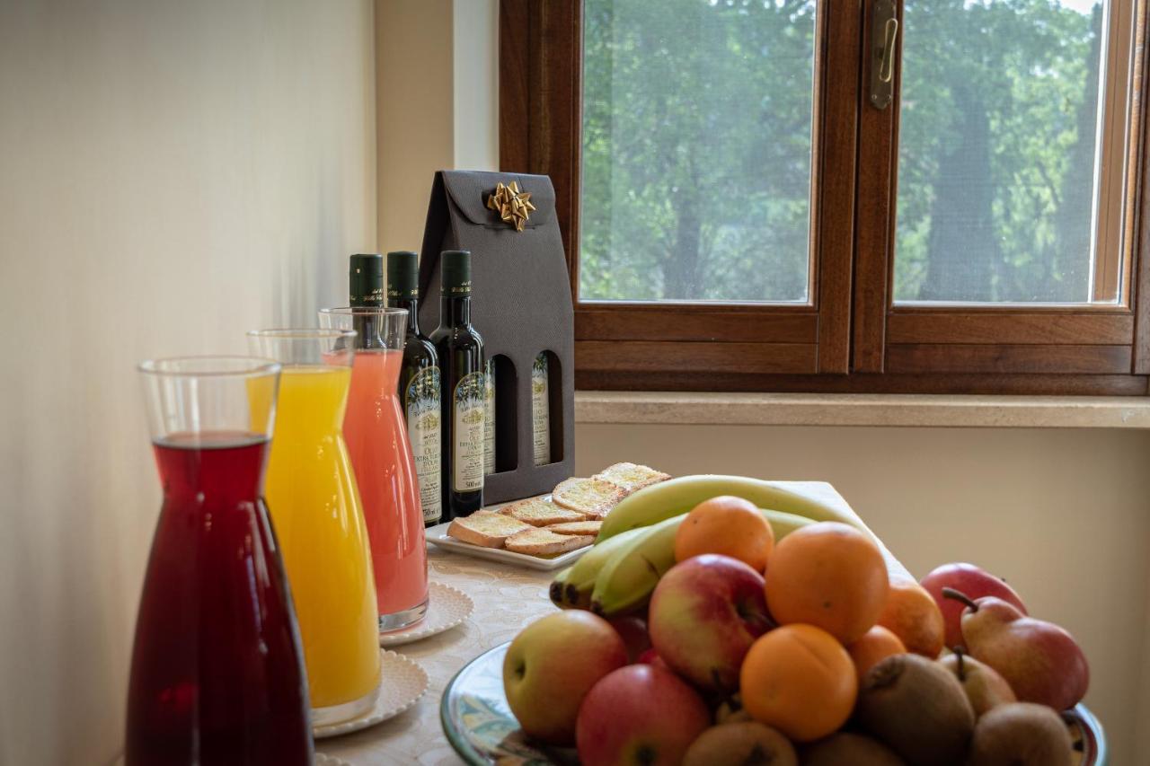Agriturismo Villa Val D'Olivi Capodacqua  Kültér fotó