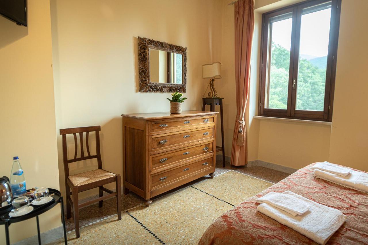 Agriturismo Villa Val D'Olivi Capodacqua  Kültér fotó