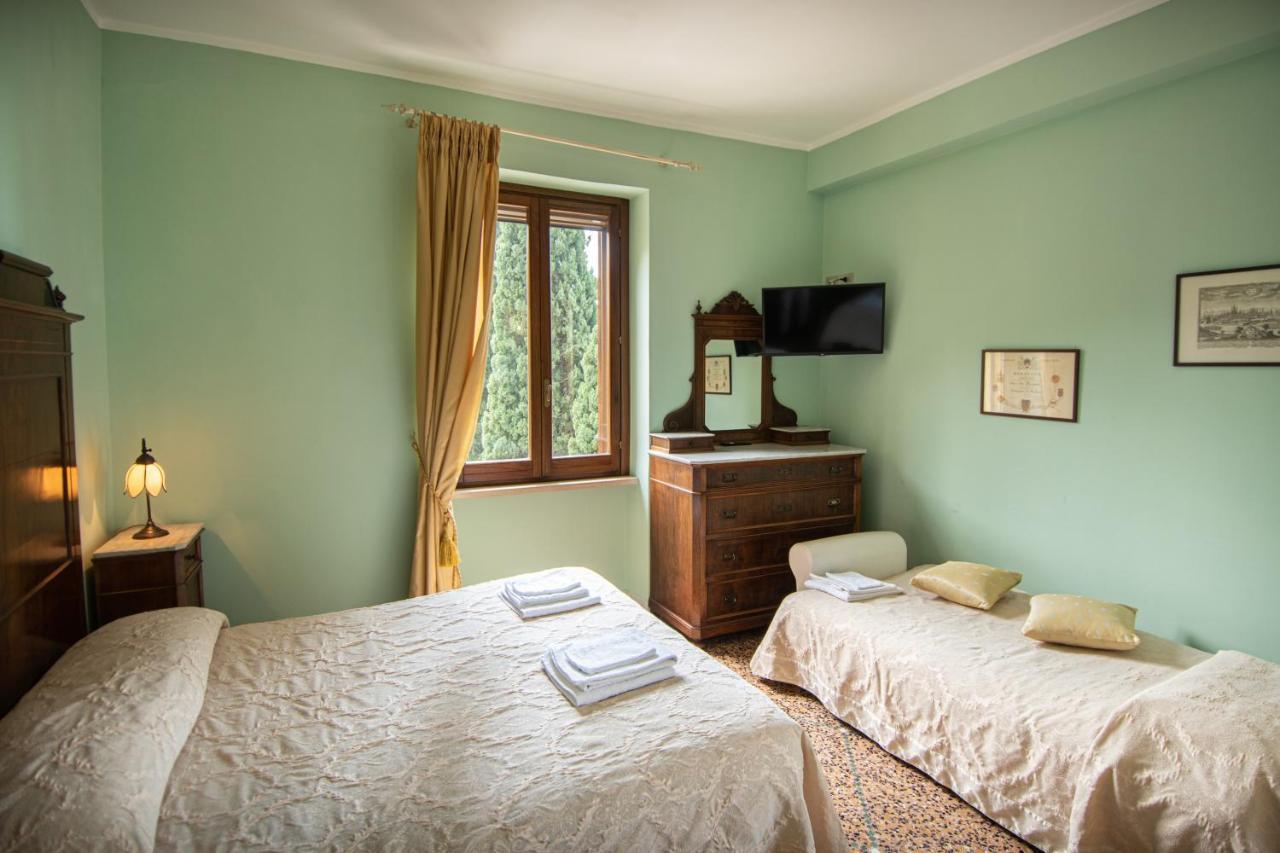 Agriturismo Villa Val D'Olivi Capodacqua  Kültér fotó