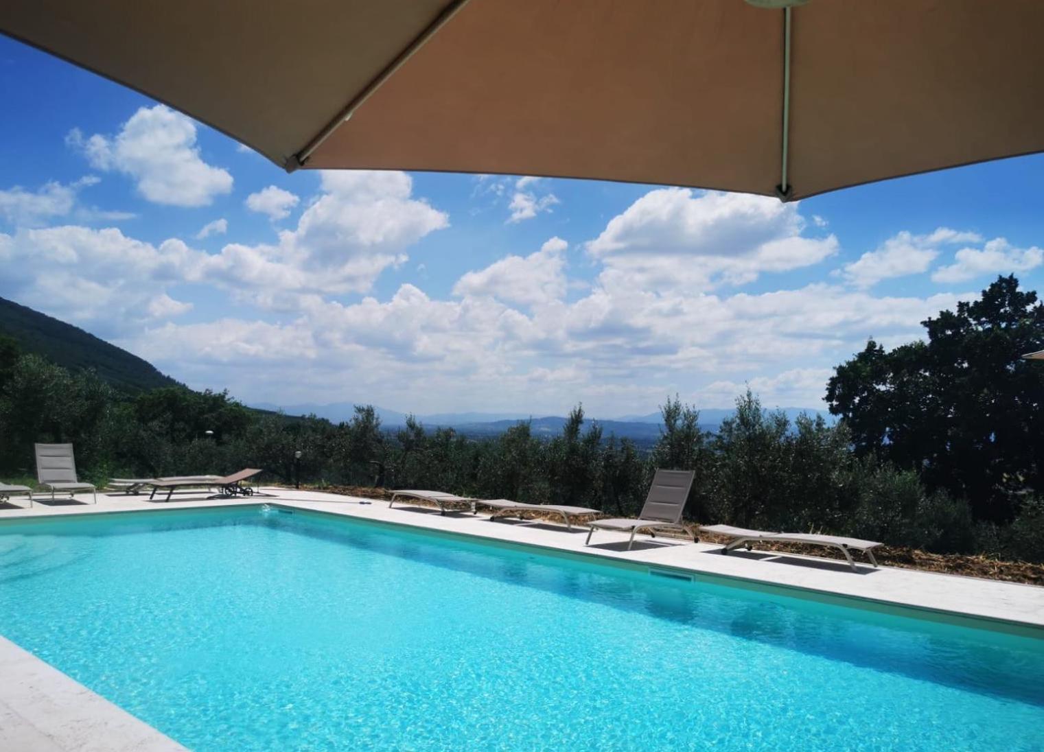 Agriturismo Villa Val D'Olivi Capodacqua  Kültér fotó